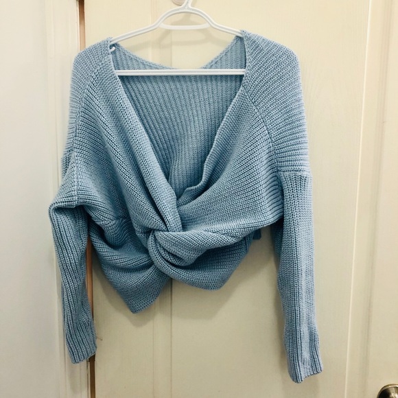 Twist back knitted sweater - Picture 2 of 2